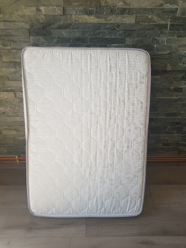 Madrac moj san Madraci OLX.ba