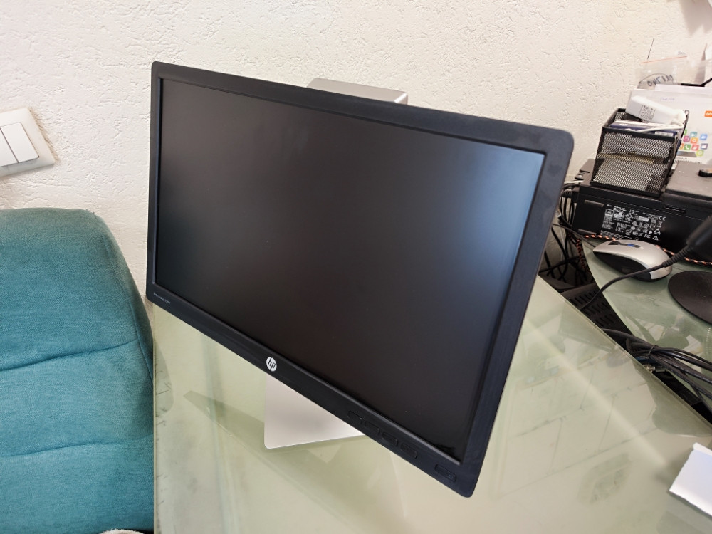 Monitor Hp EliteDisplay E202 20" HD+ kao novi !! Monitori OLX.ba