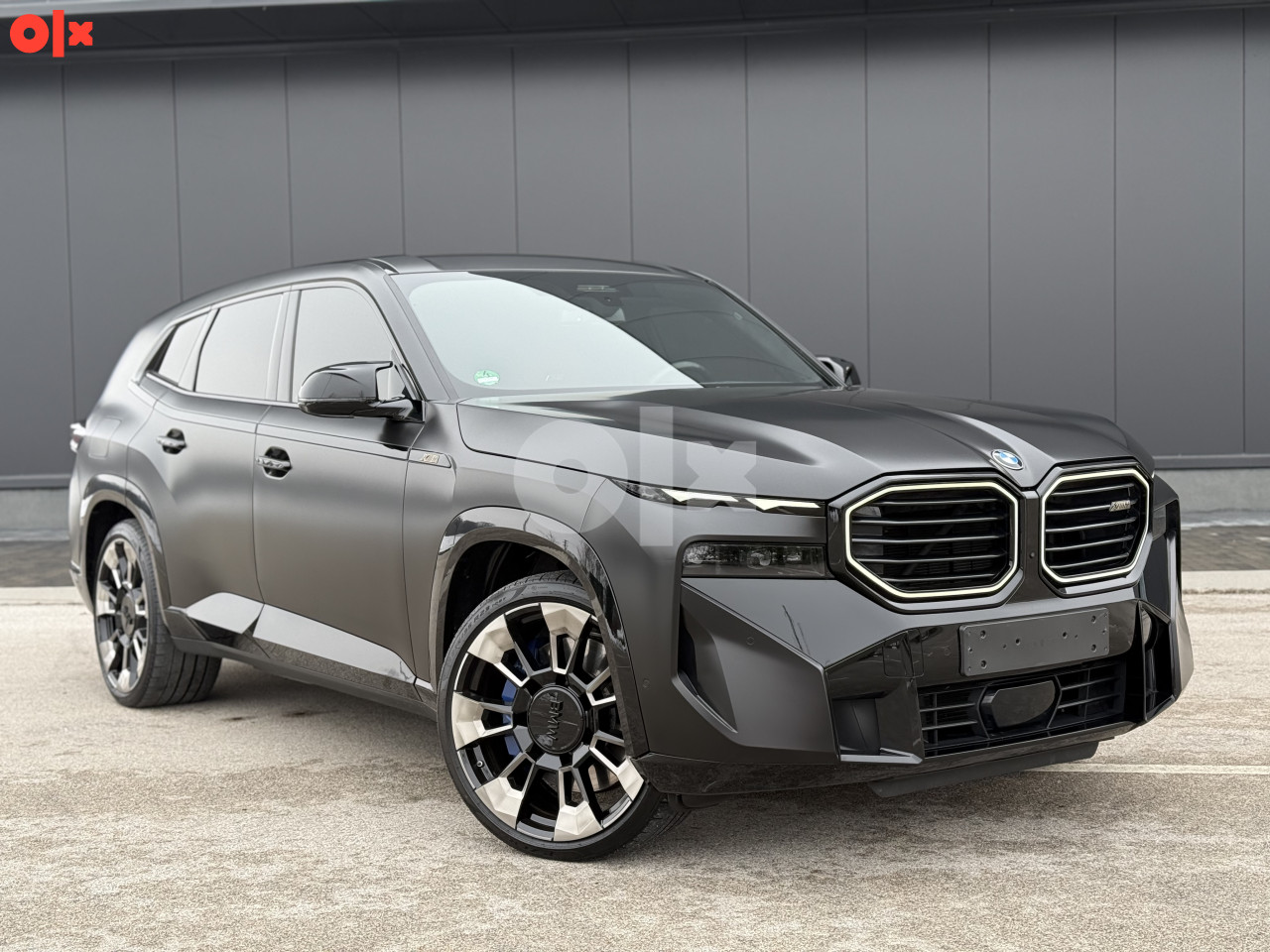 BMW XM 4.4 V8 655 KS ICONIC GLOW XDRIVE 2023 GOD - Automobili - OLX.ba