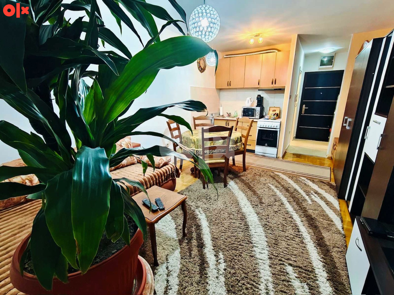 Stan na dan+ garaža Banja Luka - Stan na dan - OLX.ba